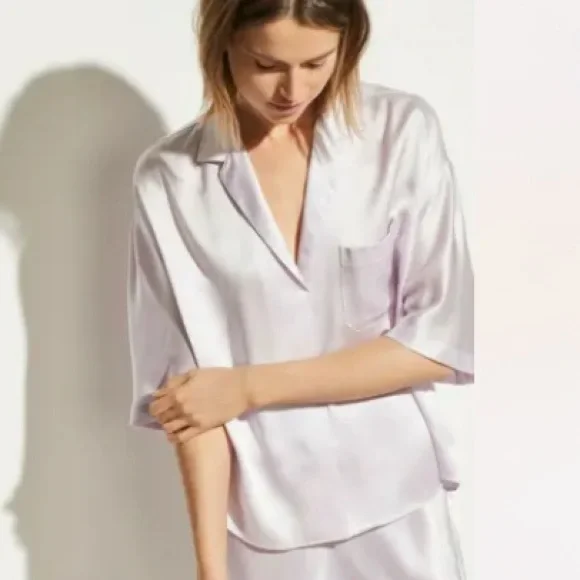 NEW Vince Satin 100% Silk Pajama Shirt Blouse, Pale Iris (Purple) Size S $295 - Picture 3 of 10